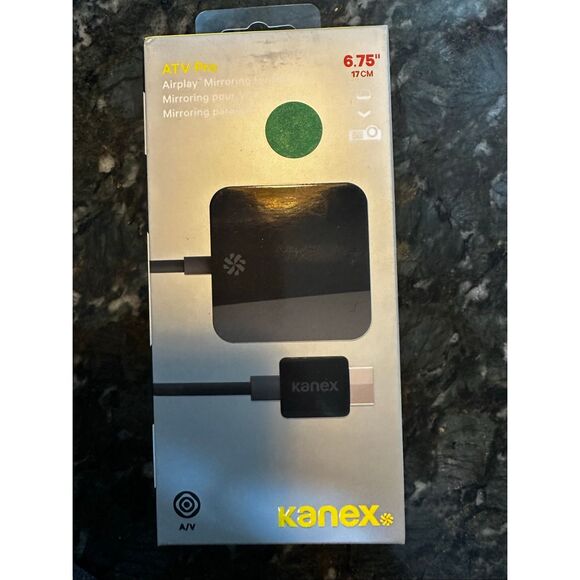 Kanex HDMI to VGA Adapter for Apple TV - Picture 5 of 9